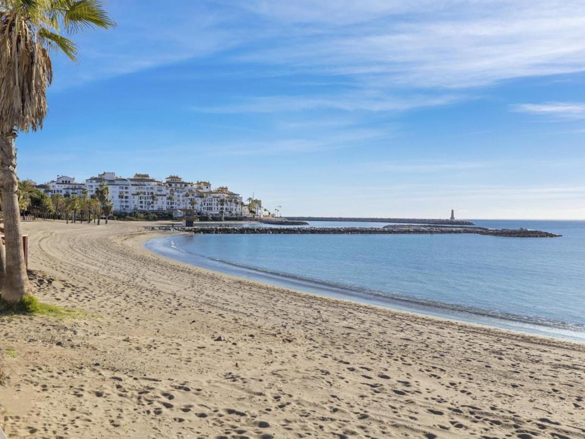 Apartamento De 2 Dormitorios En Playas Del Duque Marbella Exterior photo